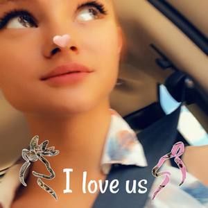 Meet your Posher, Lilly